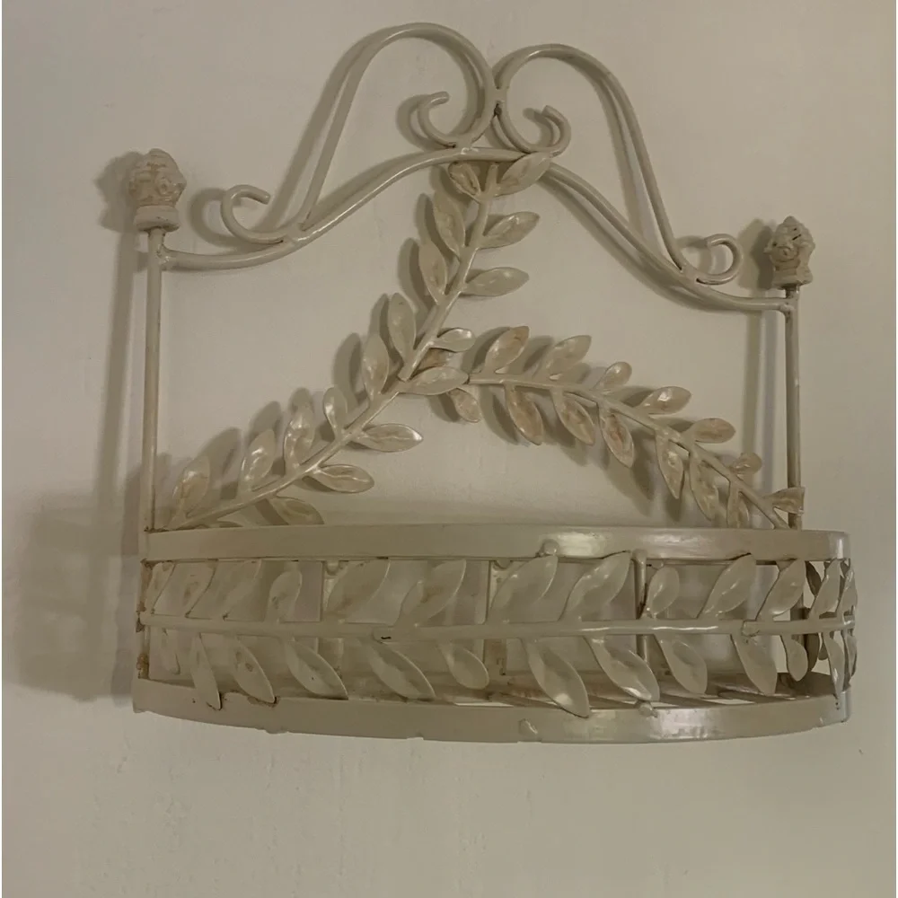 Iron / Metal decorative Shelf
